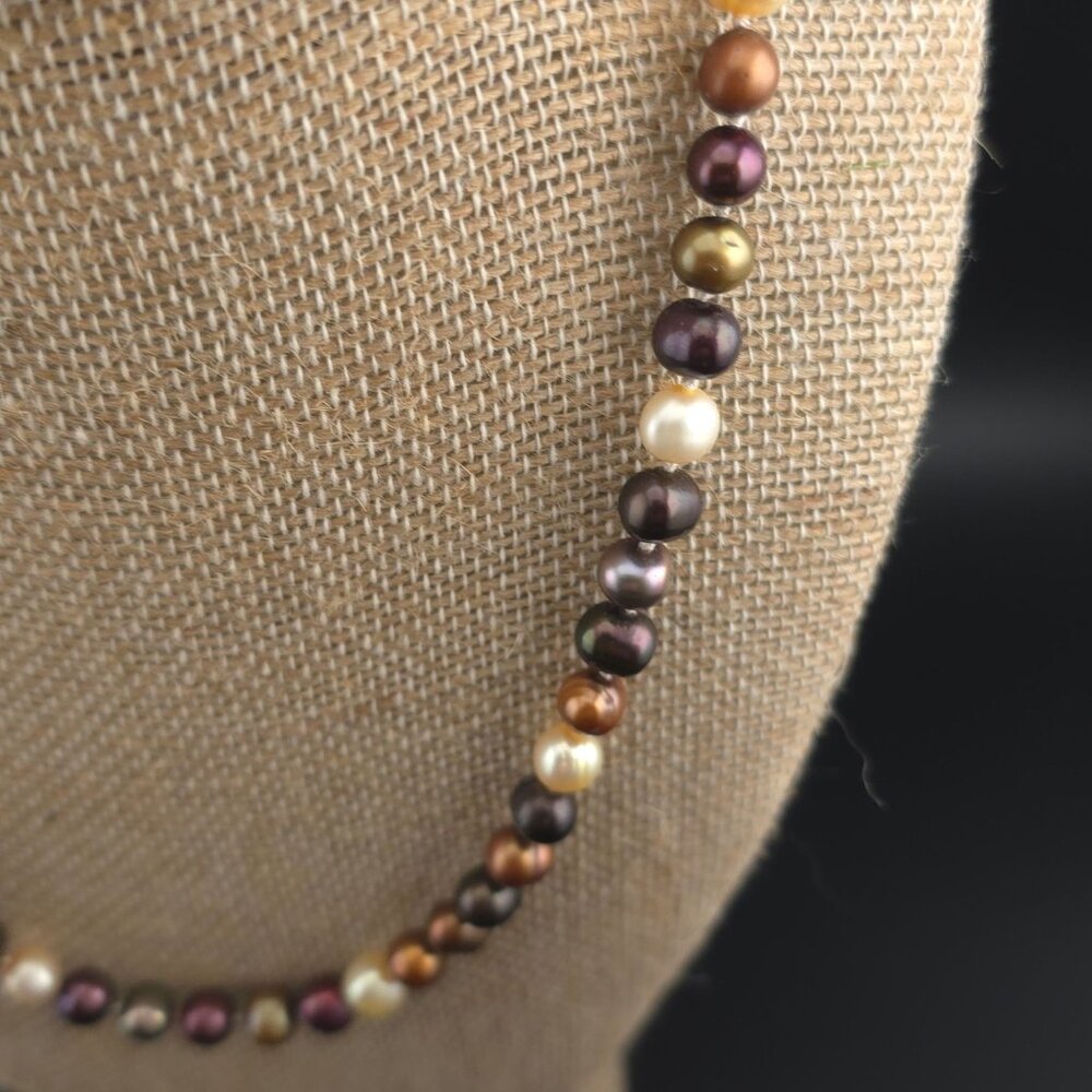 Multicolor Freshwater Pearl Necklace With Twist Clasp 18 Inches - Picture 3 of 8